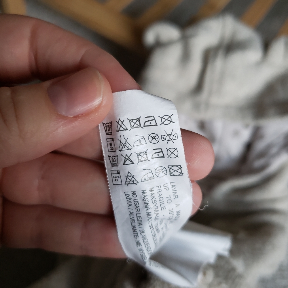 ZARA Adorable Cream Bear Ear Sweater - Picture 5 of 6